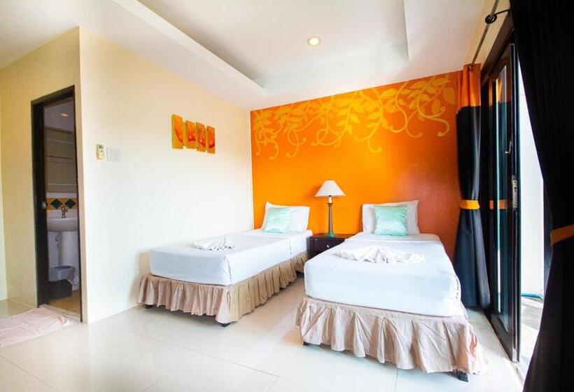 בית מלון כפרי Krabi More