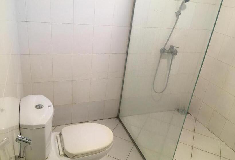 בית מלון כפרי Polonnaruwa Holiday Inn