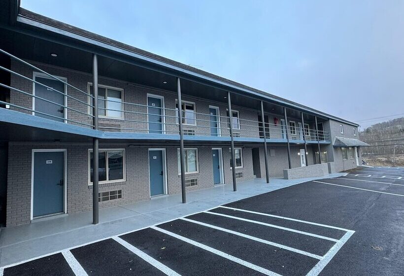 בית מלון כפרי Residency Inn & Studios