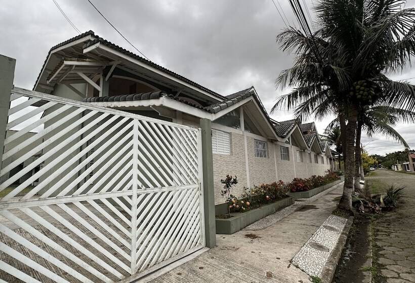 酒店 Surfside Suites