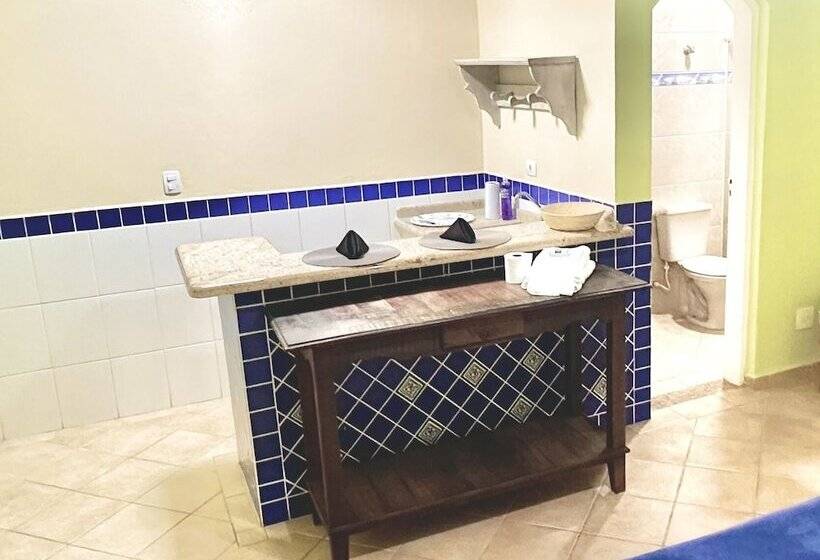 酒店 Surfside Suites