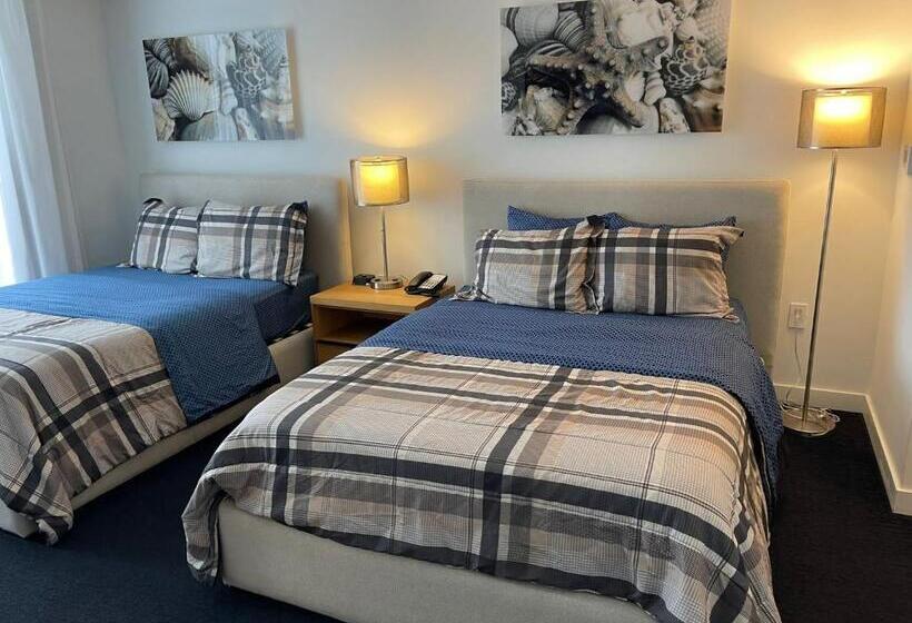 Iconic View   Family 2br Suite   Hotel   Fiber Internet