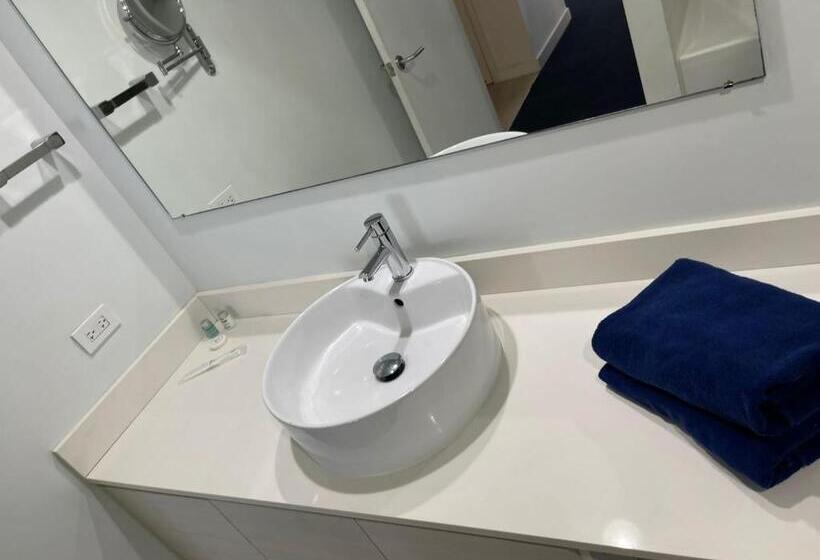 Iconic View   Family 2br Suite   Hotel   Fiber Internet