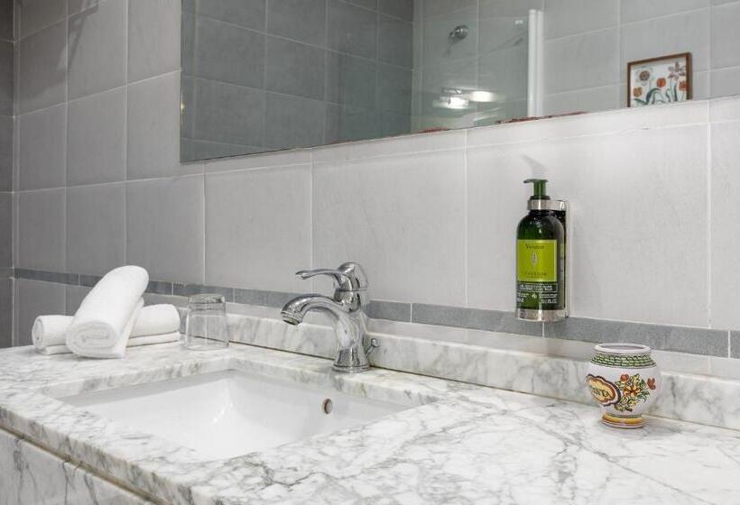 Maison Muralleta B&b