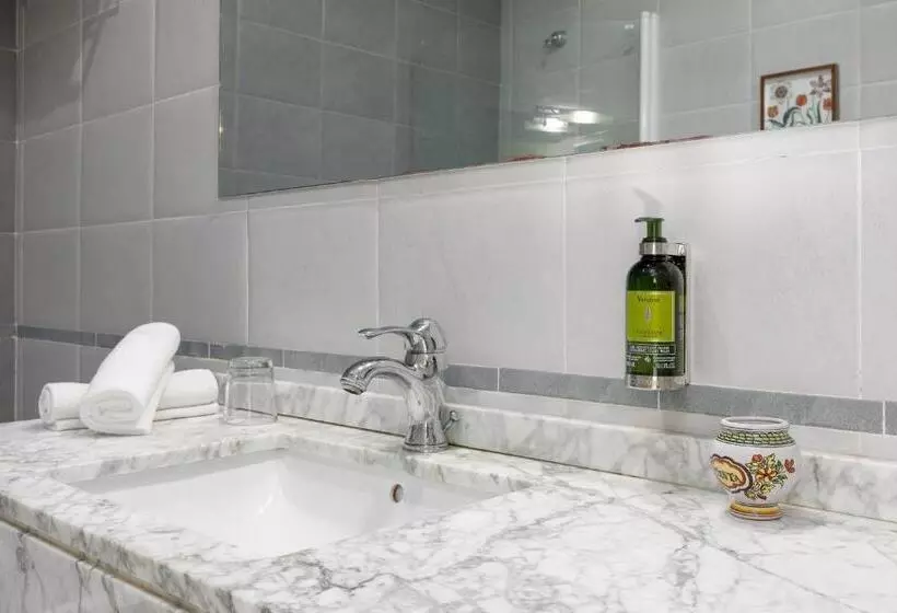 Maison Muralleta B&b