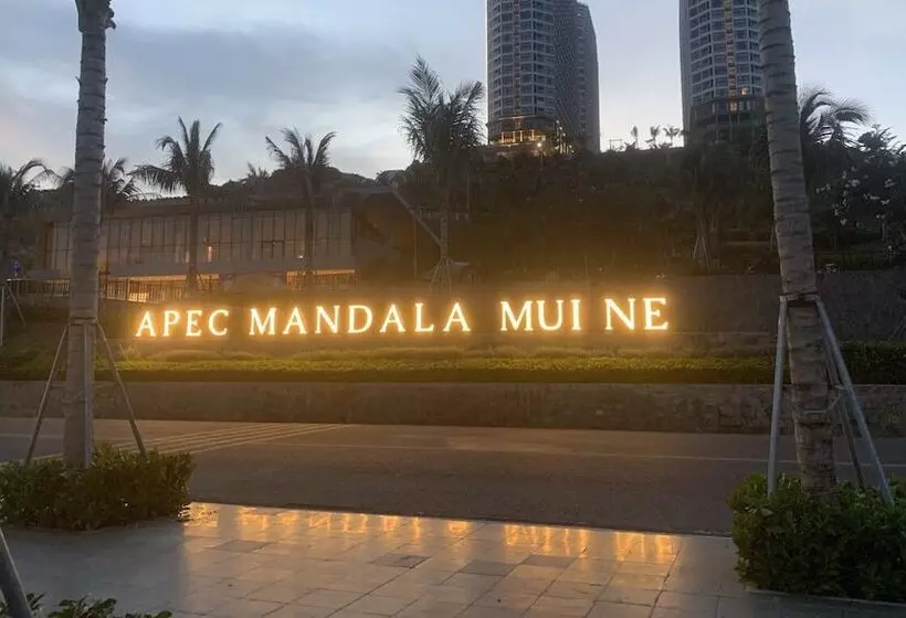 Mandala Cham Bay Paradise Hotel & Resort