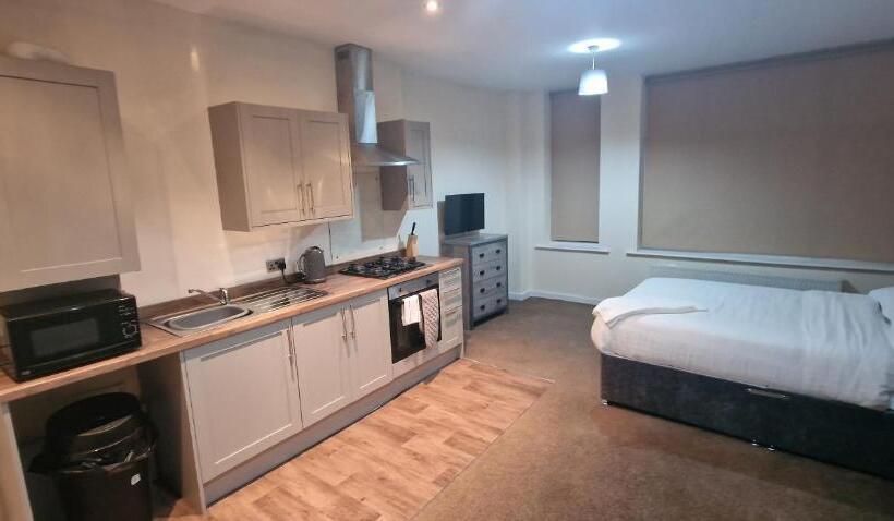 膳宿费 Apartment In Central Halifax