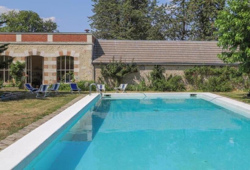 펜션 Château Dans Le Val De Loire