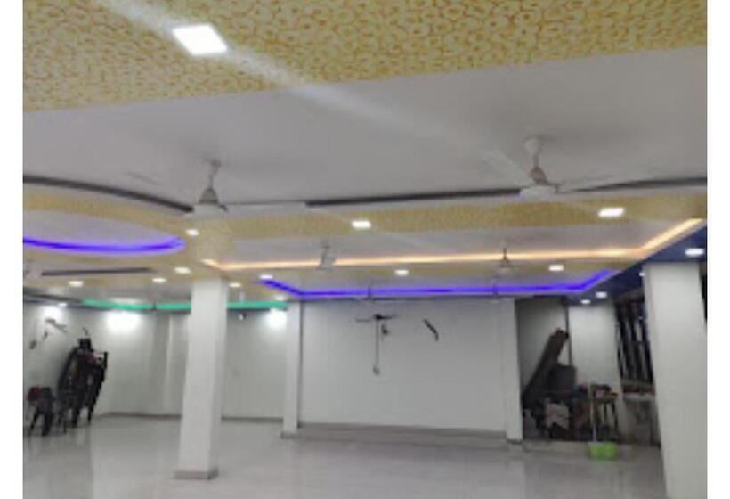 Tomar Hotel Bsrs & Restaurant Uttar Pradesh
