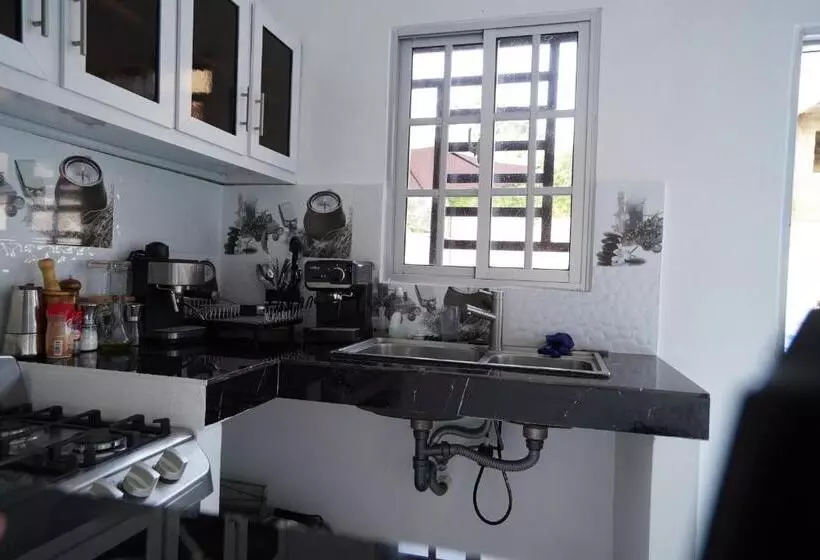 Villa Sol Taino, Hotel En Boca Chica, 5 Minutos Del Aeropuerto Internacional Las Américas
