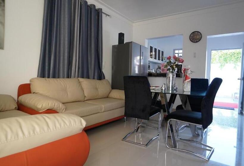 Villa Sol Taino, Hotel En Boca Chica, 5 Minutos Del Aeropuerto Internacional Las Américas