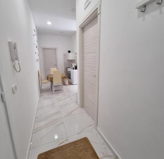 تختخواب و صبحانه Dodo & Fofo