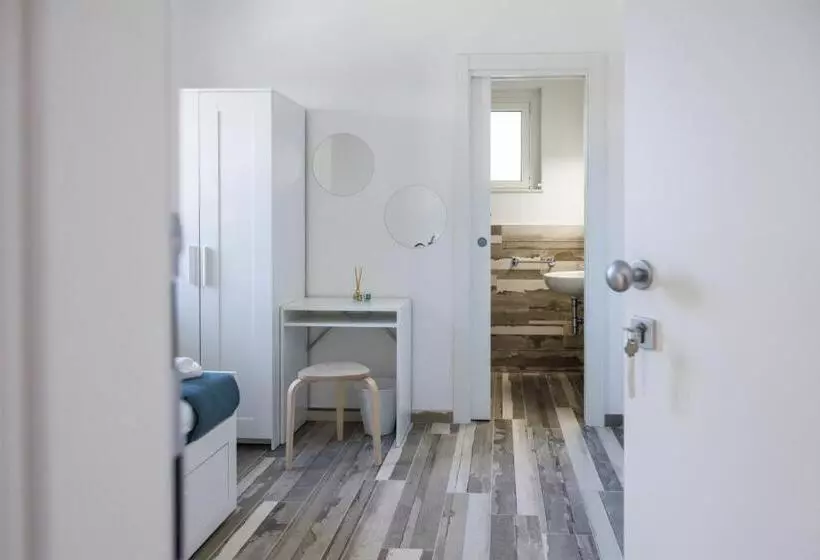 ベッドアンドブレックファースト Essentia Rooms & Relax