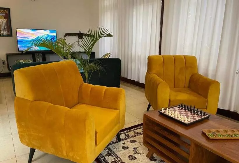 تختخواب و صبحانه The Jewel And The Lake