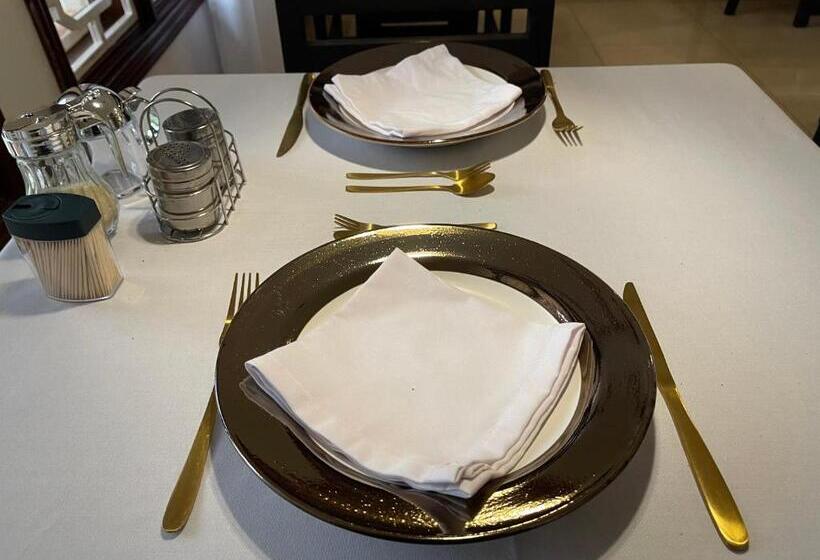 تختخواب و صبحانه The Jewel And The Lake