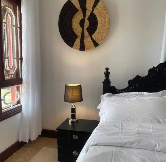 تختخواب و صبحانه The Jewel And The Lake