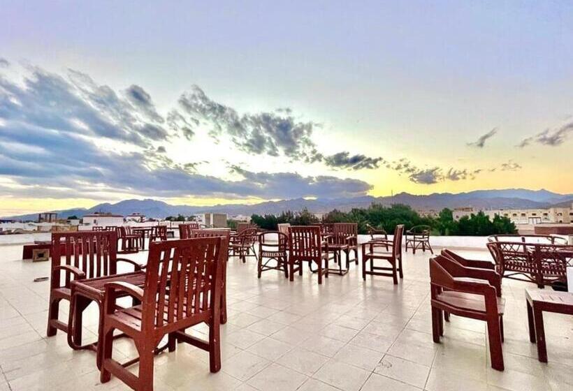 هتل Dahab Vibes