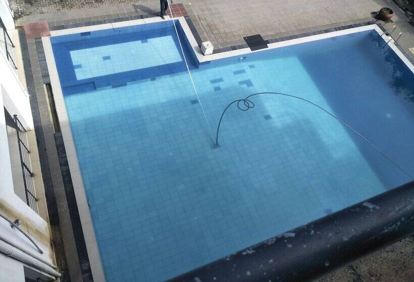 Airport Hotel Dream Paradise