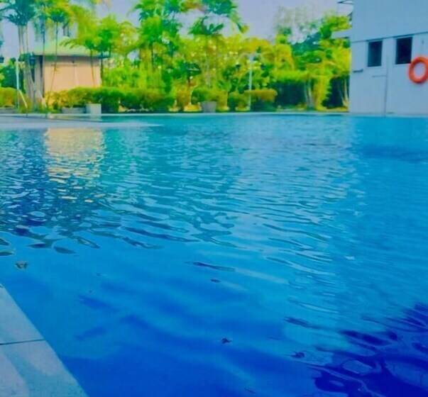 Airport Hotel Dream Paradise