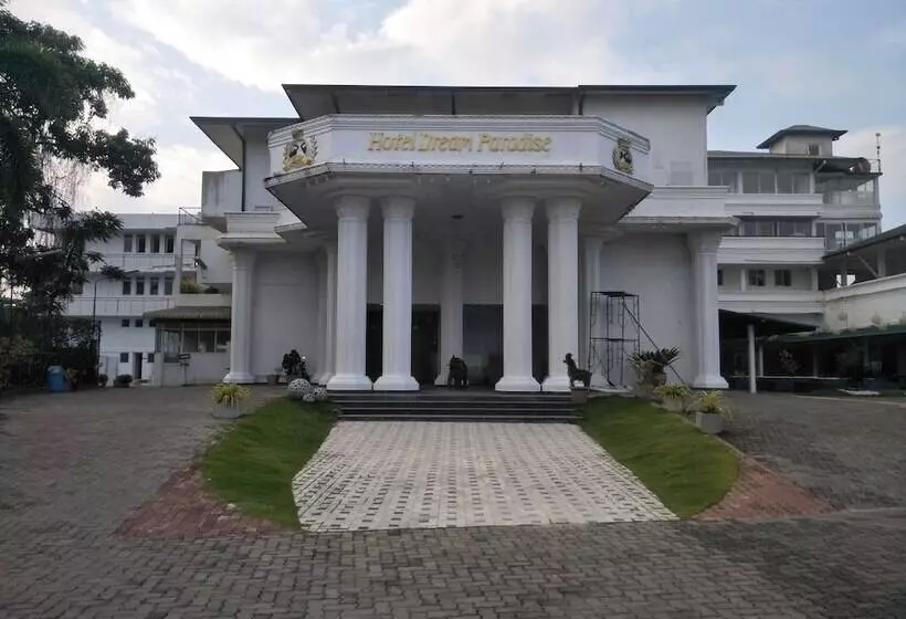 Airport Hotel Dream Paradise