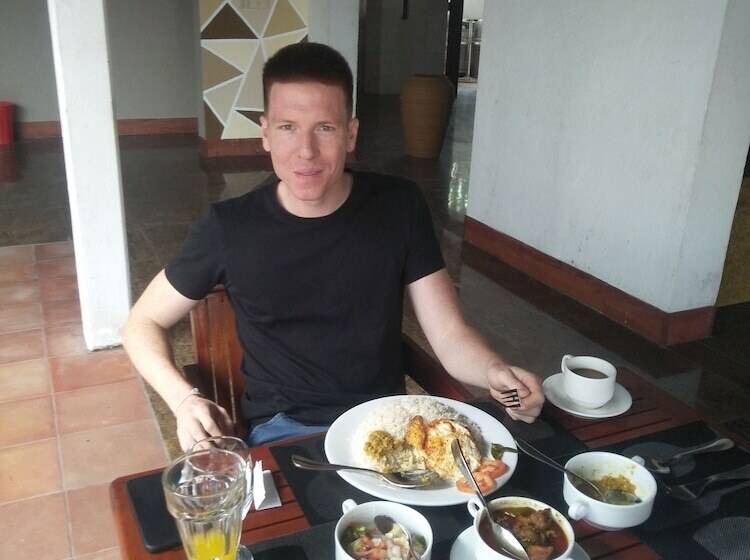 Airport Hotel Dream Paradise