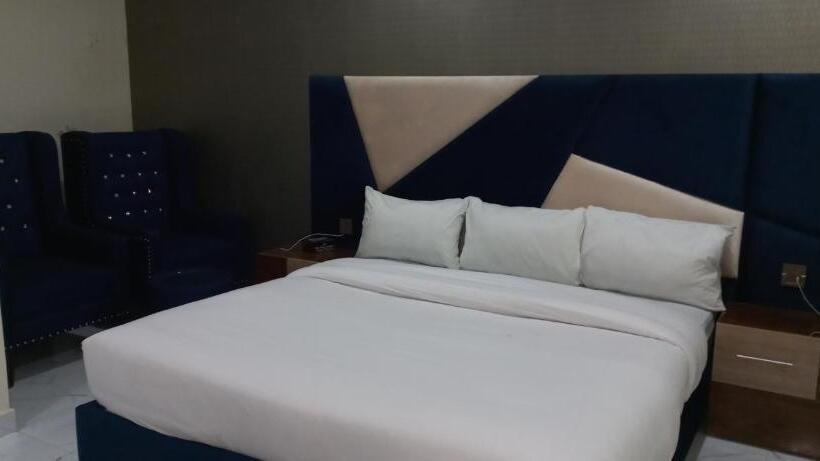 هتل Executive Residency