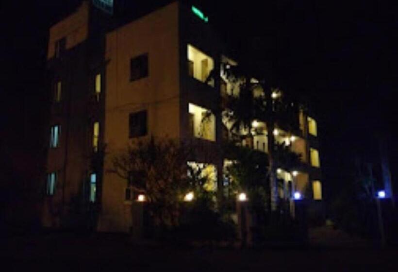 בית מלון כפרי Fort View, Tikamgarh