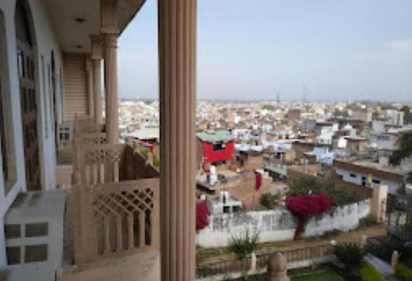 בית מלון כפרי Fort View, Tikamgarh