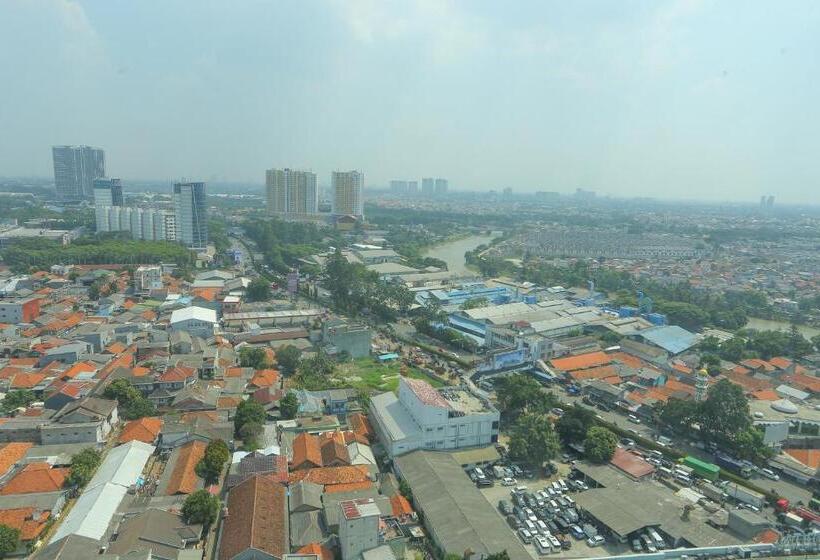 Отель Oyo 93432 Tree Room