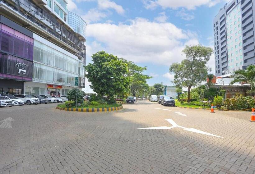 Отель Oyo 93432 Tree Room