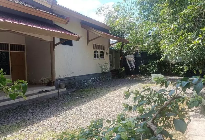 ホテル Oyo 93435 Yuda Family Homestay