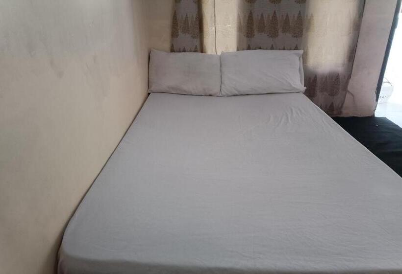 Hotel Oyo 93435 Yuda Family Homestay