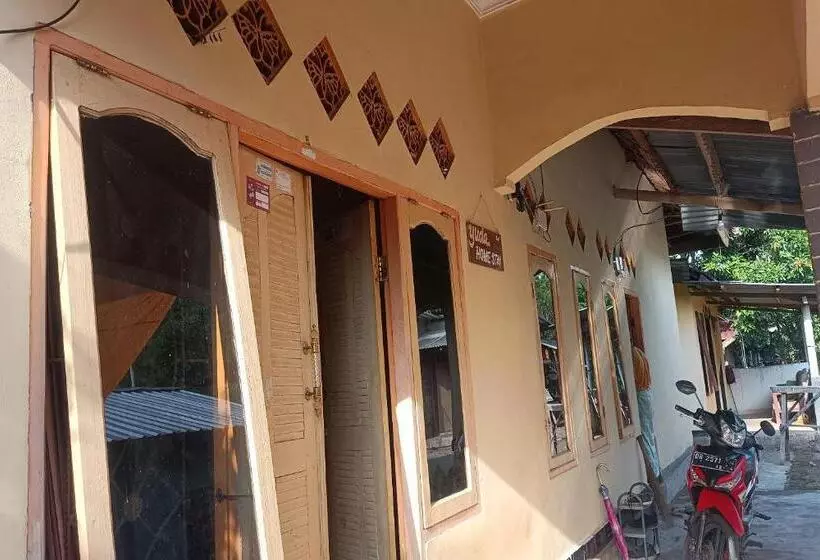 ホテル Oyo 93435 Yuda Family Homestay