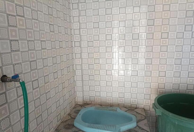 Hotel Oyo 93435 Yuda Family Homestay