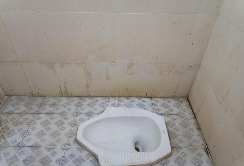 Hotel Oyo 93435 Yuda Family Homestay