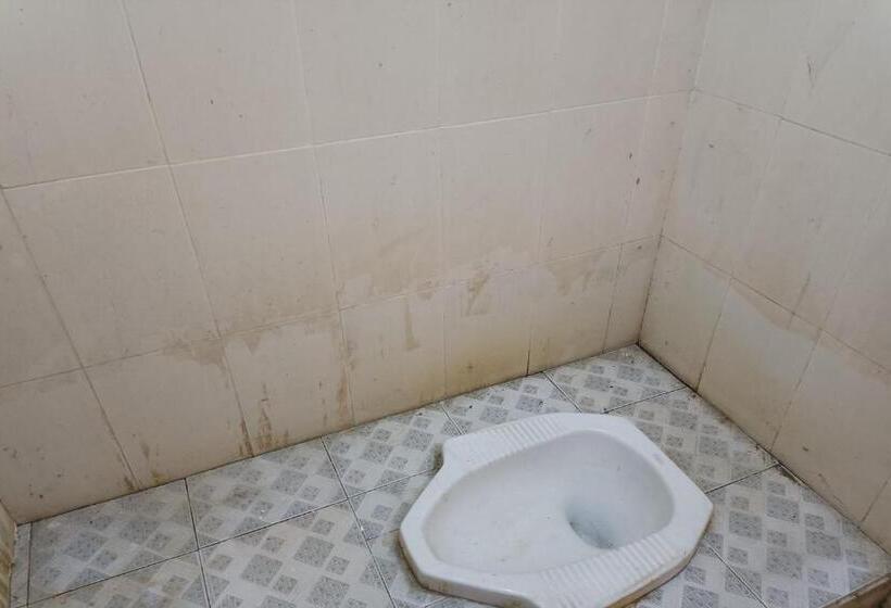 Hotel Oyo 93435 Yuda Family Homestay