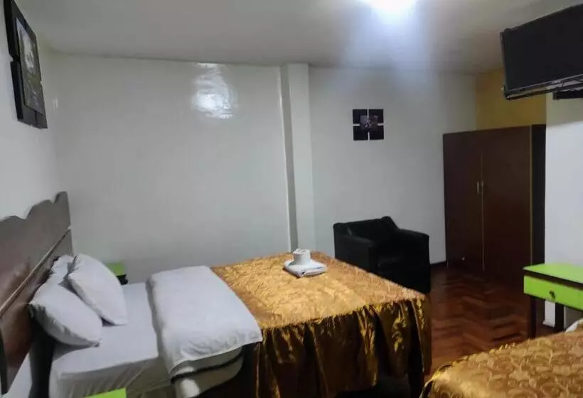 هتل Sierra Verde   Muy Céntrico Hs