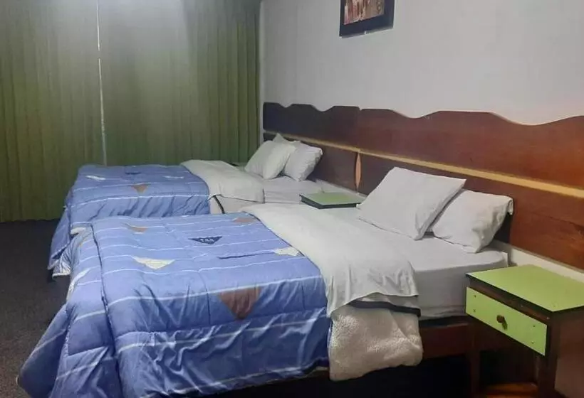 هتل Sierra Verde   Muy Céntrico Hs