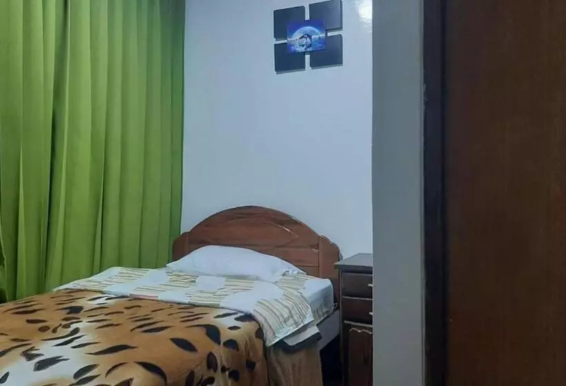 هتل Sierra Verde   Muy Céntrico Hs