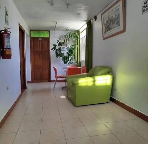 هتل Sierra Verde   Muy Céntrico Hs