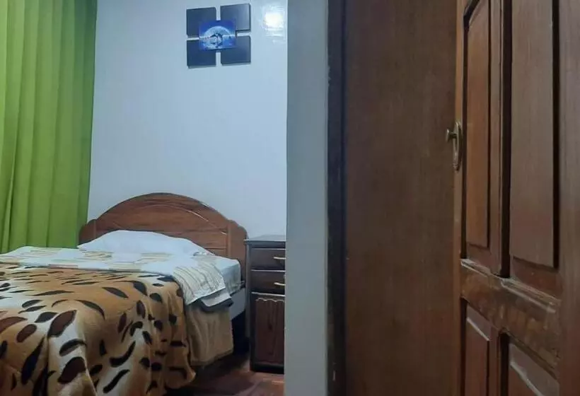 هتل Sierra Verde   Muy Céntrico Hs