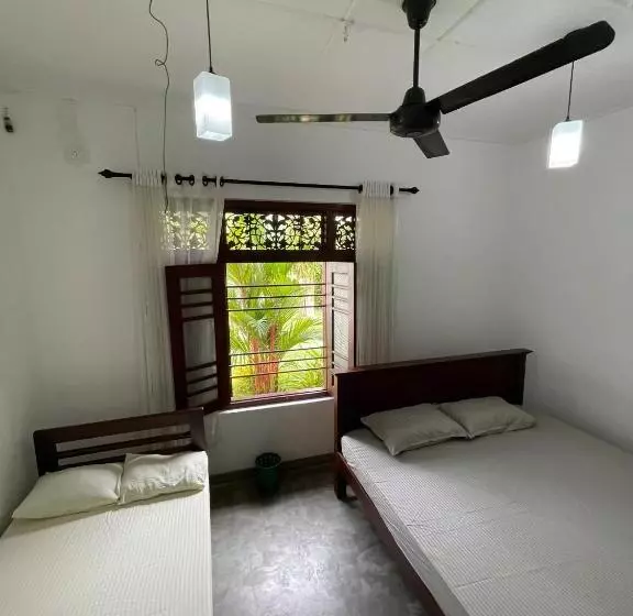 هتل Terance Bungalow