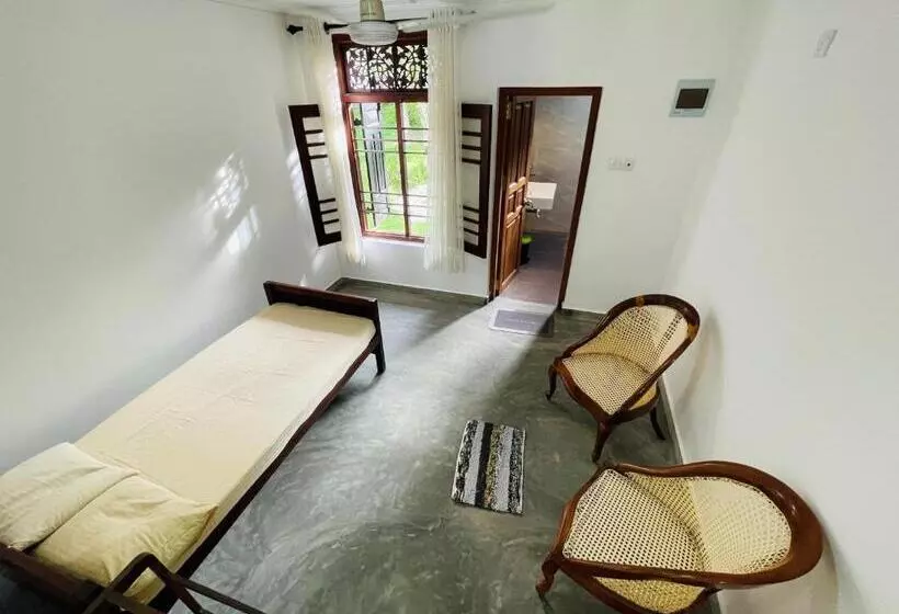 هتل Terance Bungalow