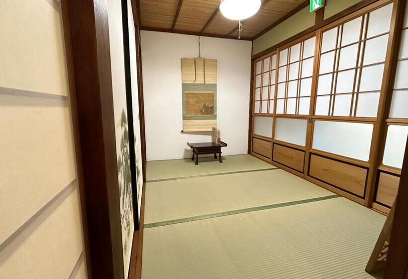 Pensão Guesthouse & Sauna 杜(mori)