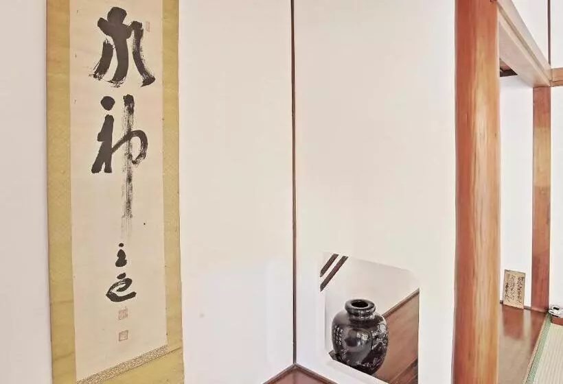 ペンション Guesthouse & Sauna 杜（mori）