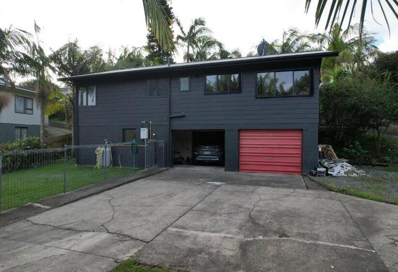 بنسيون Huriana Place