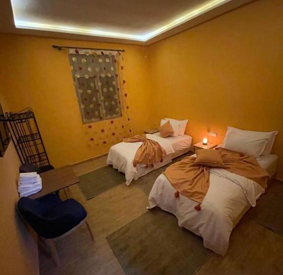 پانسیون Palms Garden