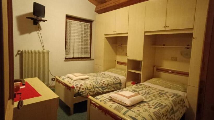 پانسیون Pizzeria Marmolada Camere