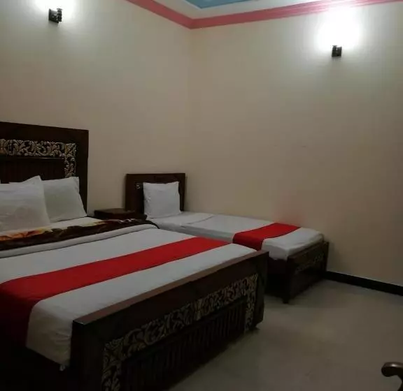 پانسیون Royal Inn