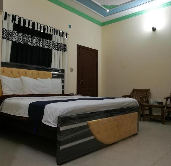 پانسیون Royal Inn